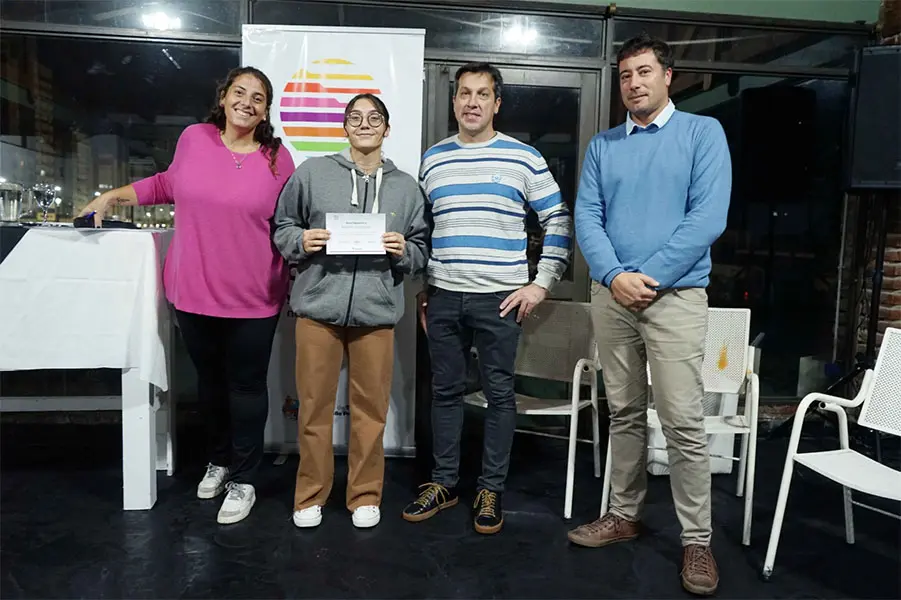 Becas a deportistas locales