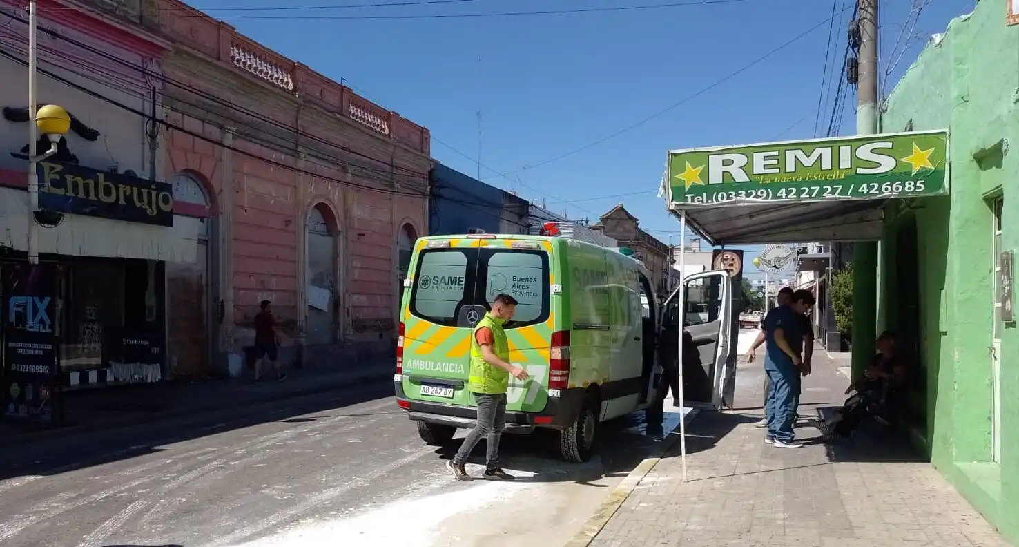 Derrame de aceite en el centro: una mujer de 77 años resbaló y se fracturó una pierna