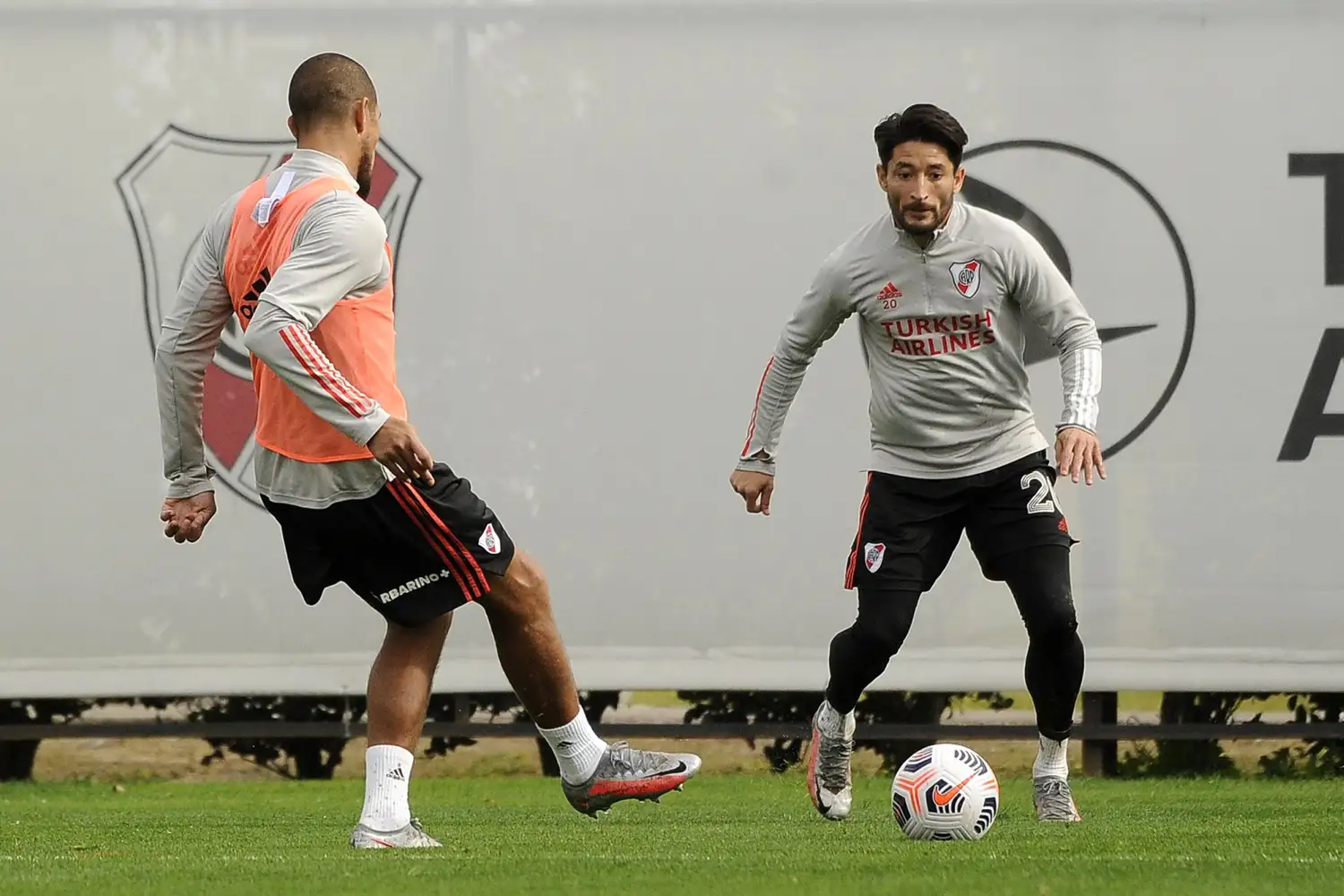 Casco ocupará el flanco derecho de la defensa de River.