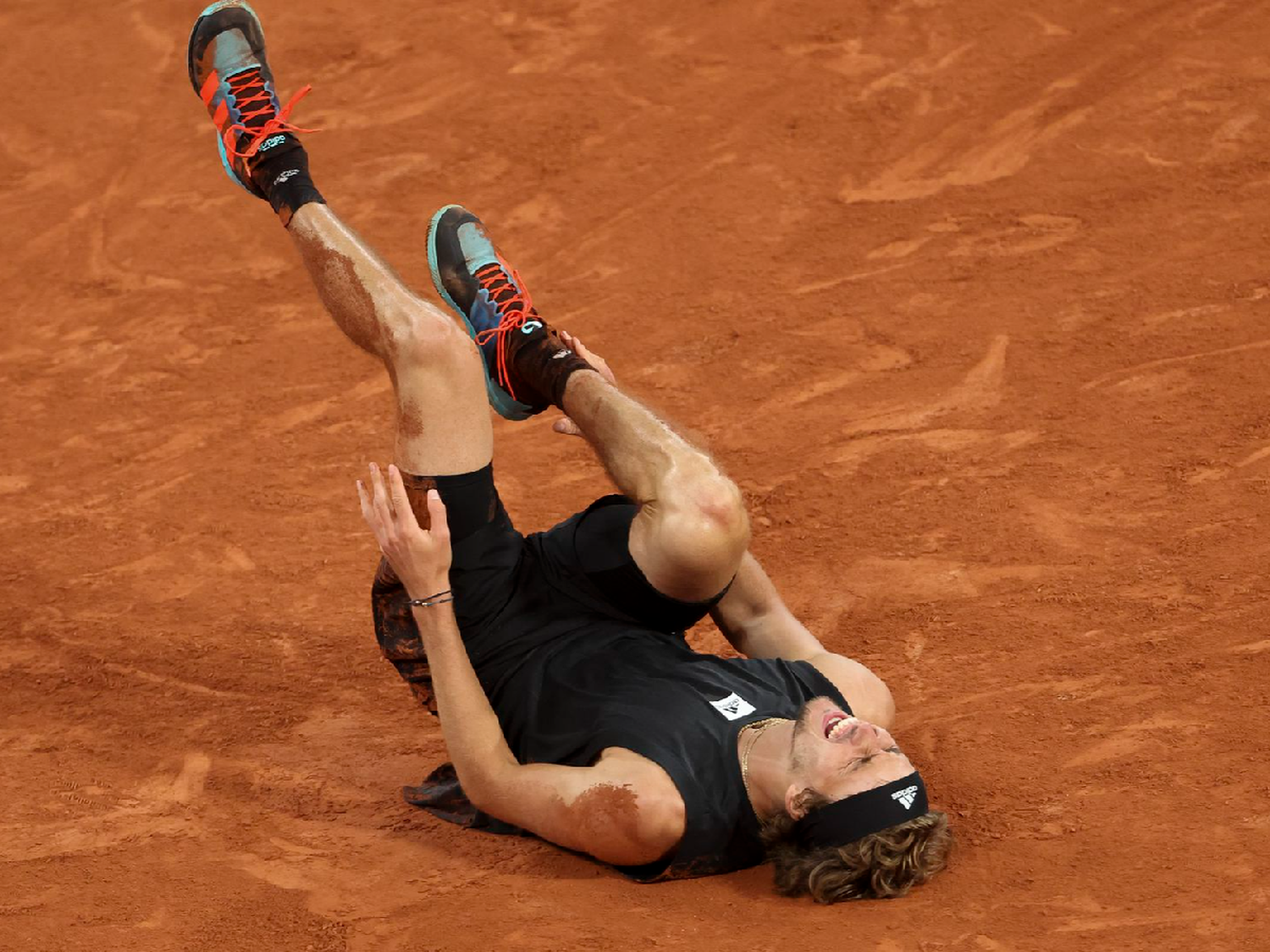 Zverev se pierde Wimbledon por la lesión