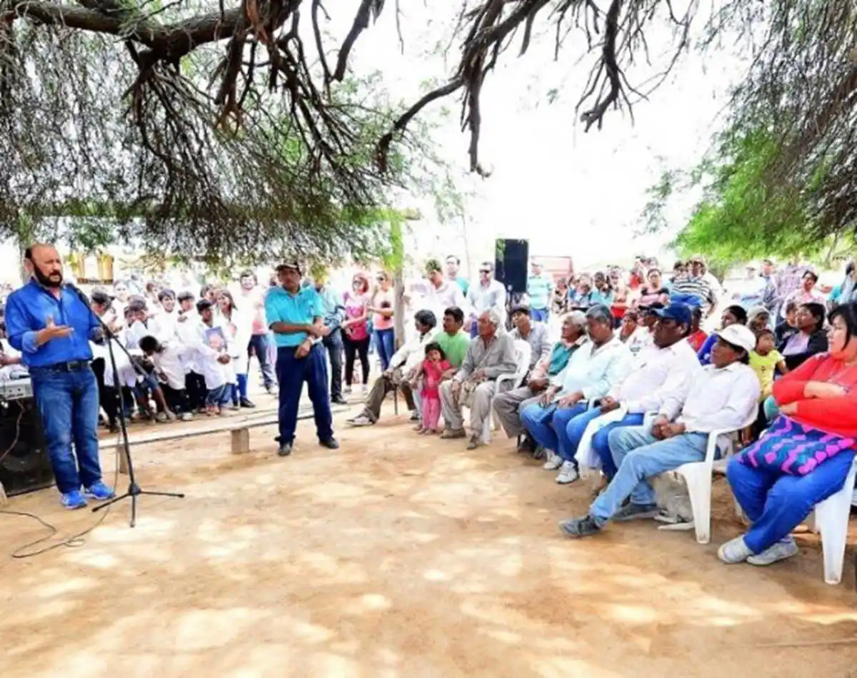 “Seguiremos la línea política del Gobierno,
en la que nosotros estamos presentes”