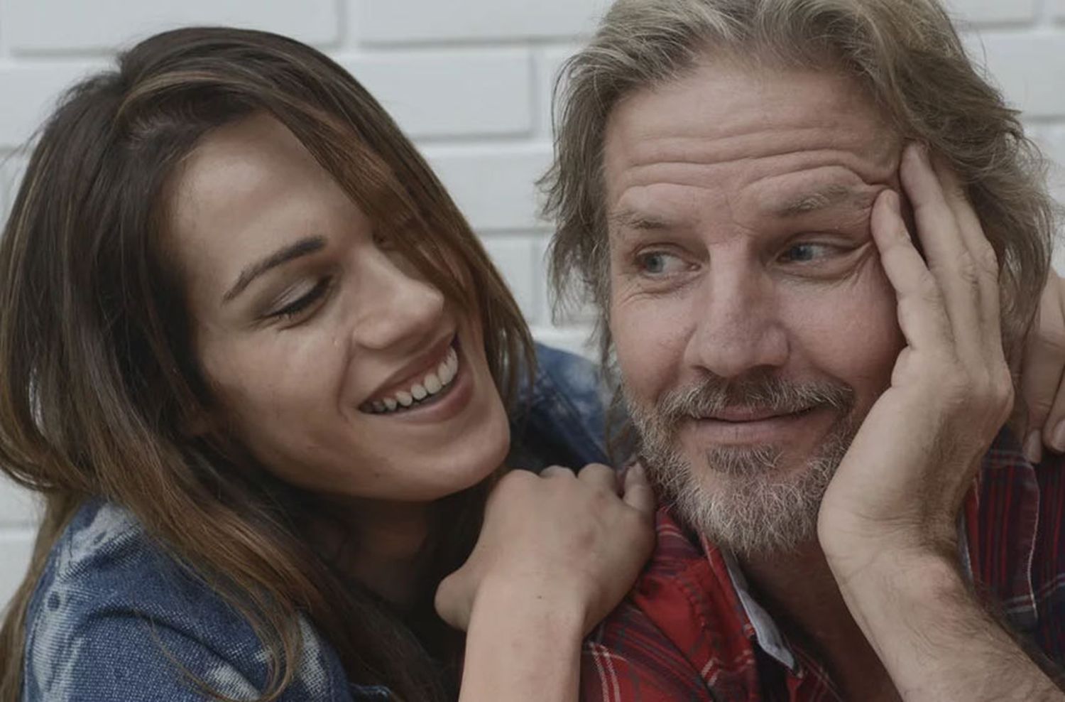 En ‘Pequeña Victoria’, Facundo Arana y Mariana Genesio Peña tuvieron su primera vez