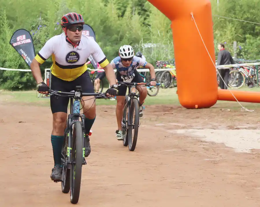 Marsilli y Ricagno los ganadores del segundo Duatlón en Villa Zorraquín