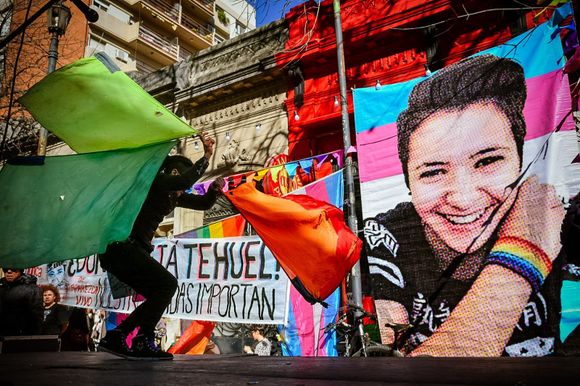 Juicio por Tehuel: la ministra de Mujeres y Diversidad bonaerense acompañó a familiares durante la lectura de alegatos