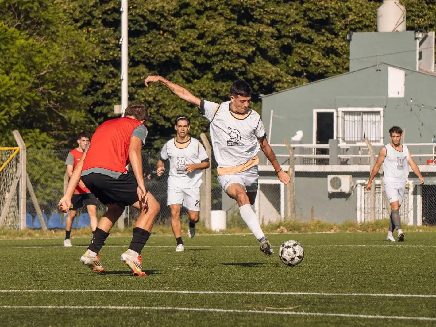 Toto Benítez durante las pruebas en el club Astuarino de Vicente López