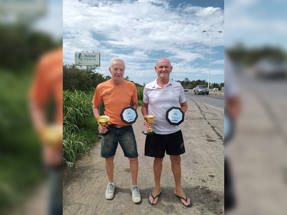 Juan Gazzolo y Fernando Bennazar lograron el subcampeonato en el Circuíto Entrerriano de Aguas Abiertas.