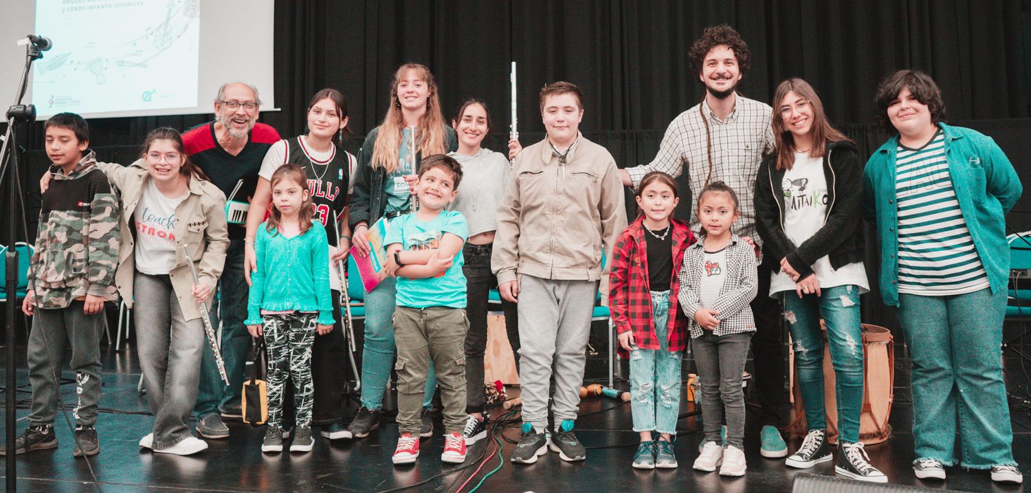 El Programa provincial de Orquestas, Ensambles y Coros infantiles y juveniles promueve las   educaciones artísticas y comunitarias