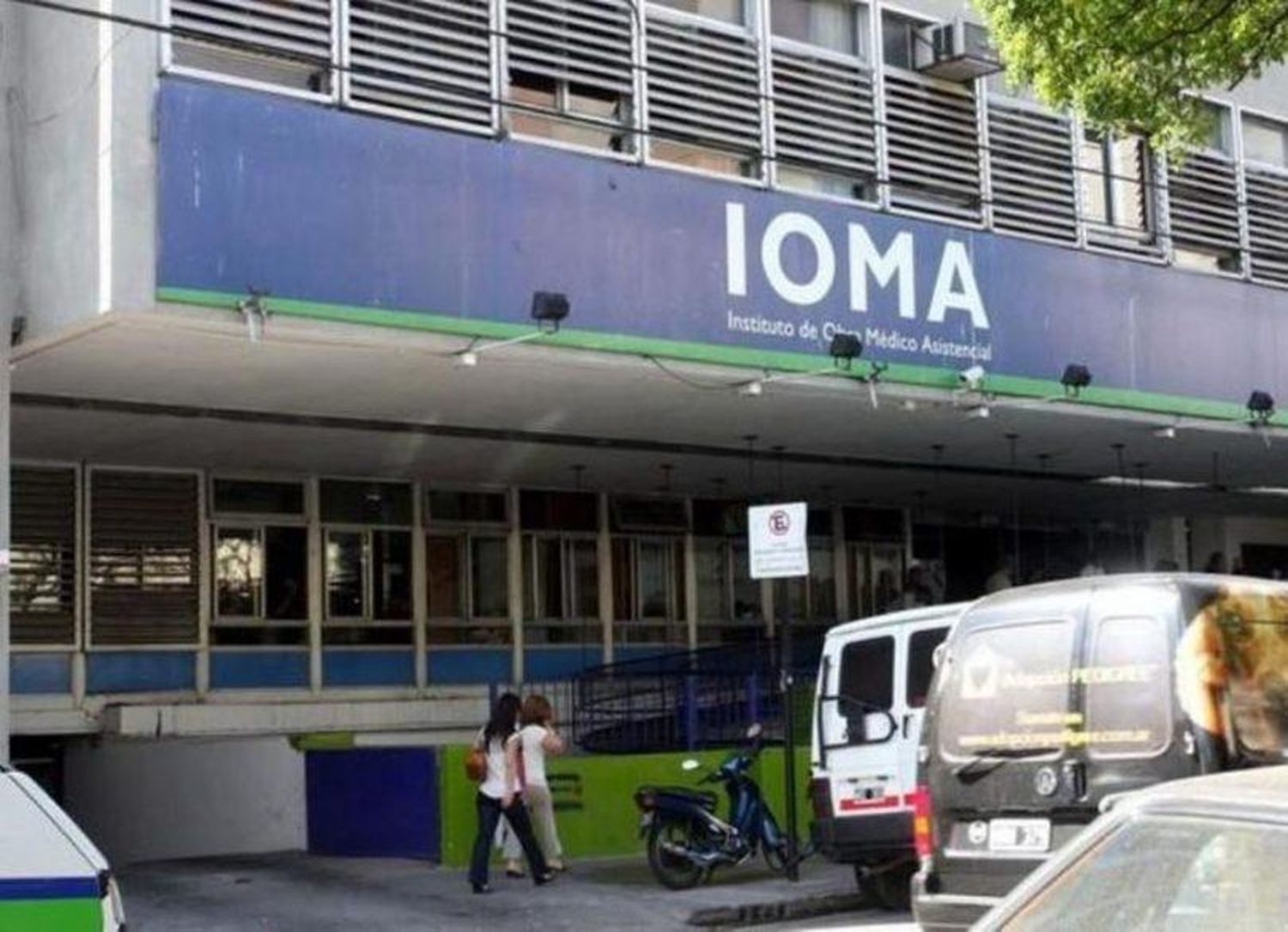 Otra vez inconvenientes con la atención de IOMA