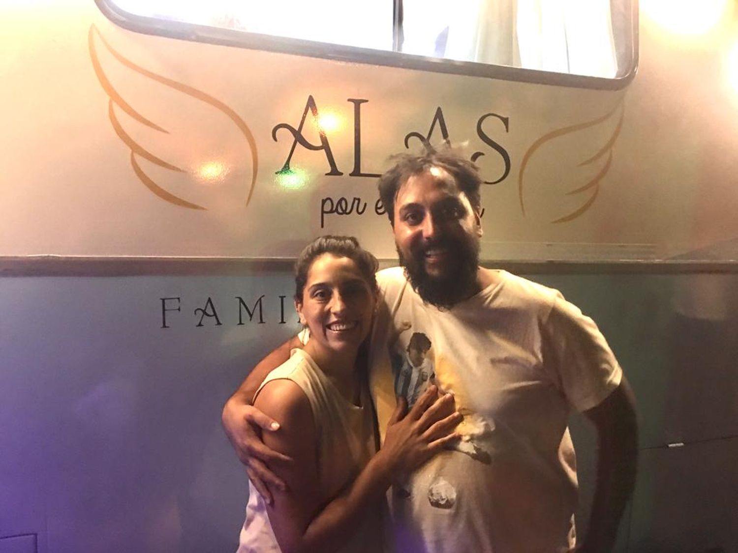 Alas por el Mundo, el sueño de una familia sampedrina de llegar hasta Alaska con un proyecto solidario