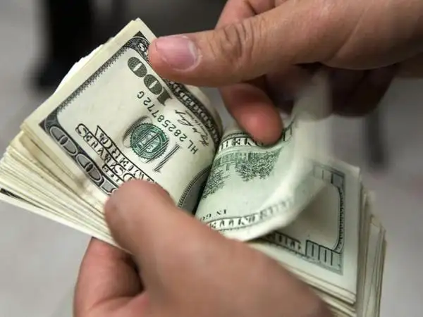 El dólar superó los 16 pesos