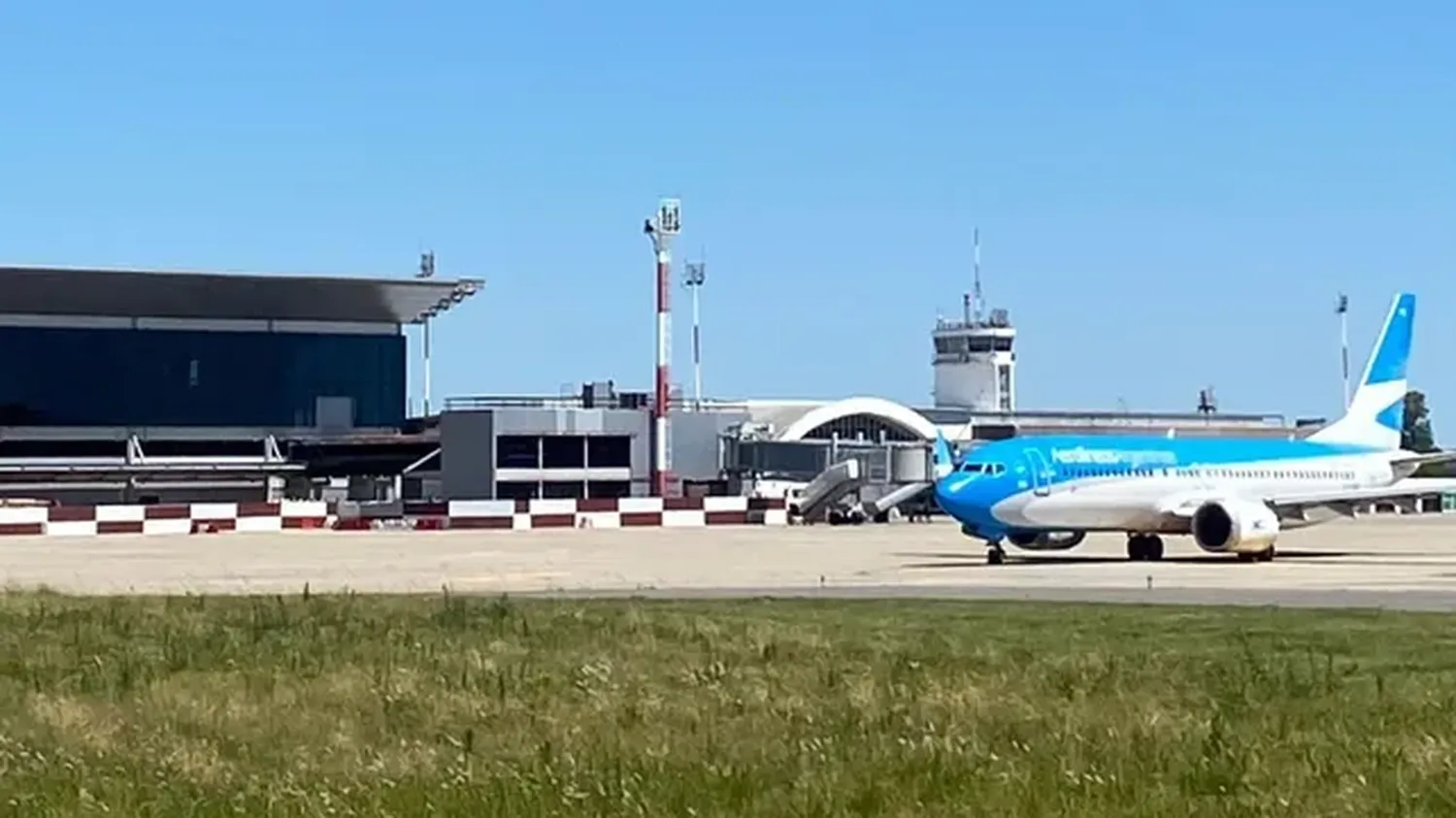 Despegó el primer vuelo internacional desde Rosario a Punta Cana