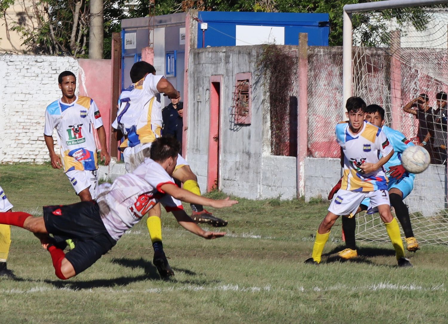 Fútbol local: Fecha ocho para la Primera «B» de la Liga Concordiense