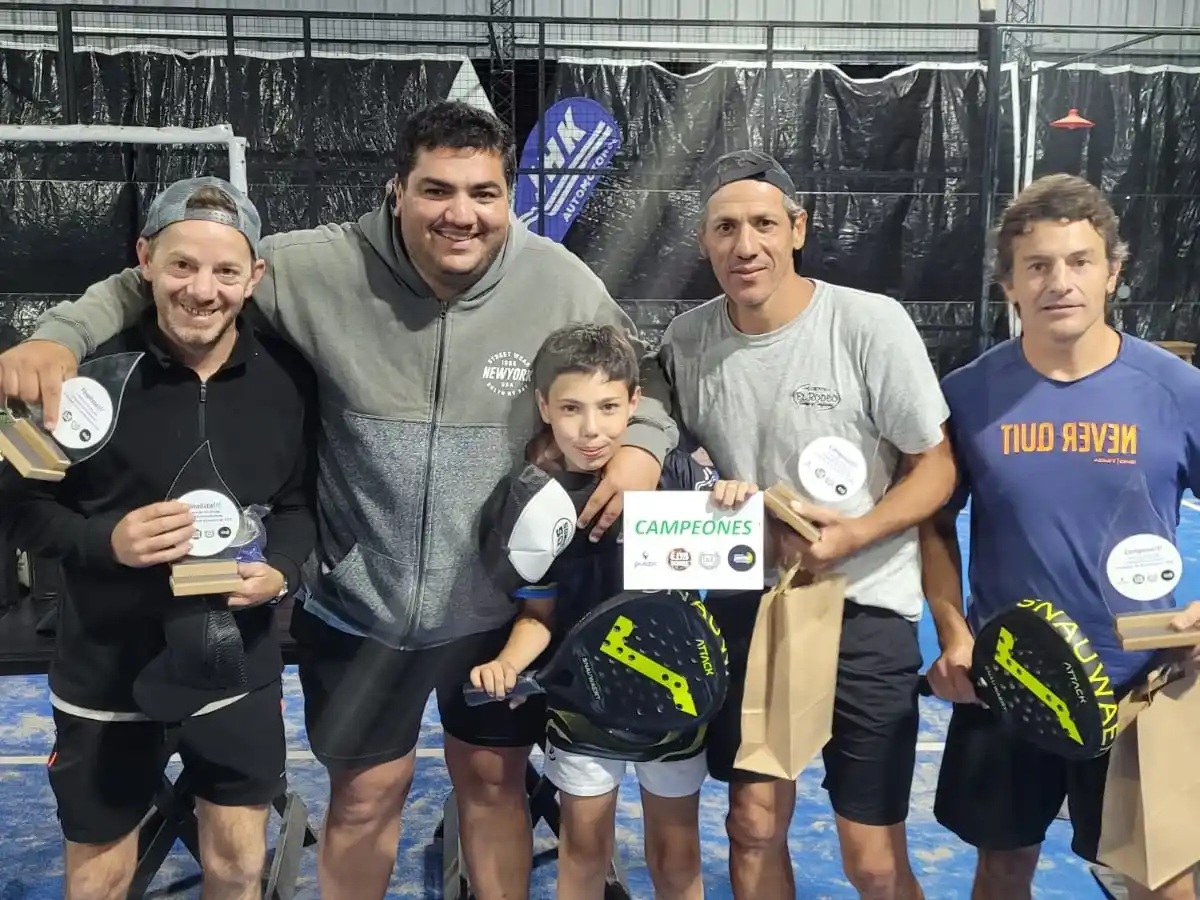 Cierre espectacular de la temporada 2024
del Pádel gualeguayense. Los campeones