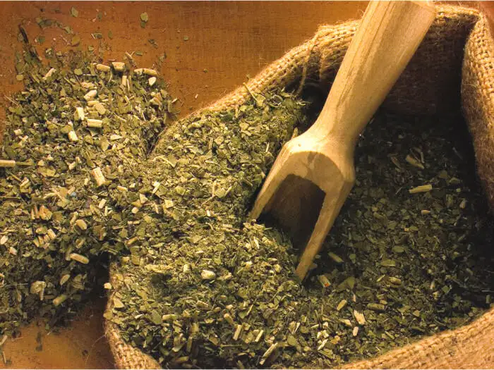 Bahillo resolvió el conflicto por el precio de la yerba