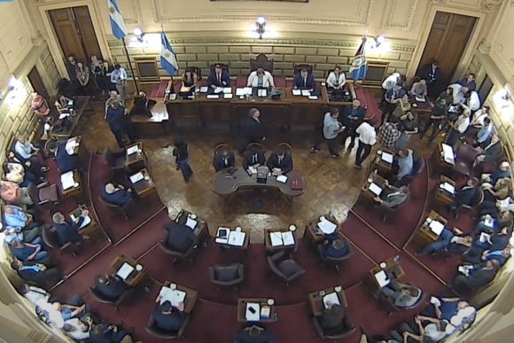 Luz verde en el Senado: se aprobó la reforma constitucional de Santa Fe