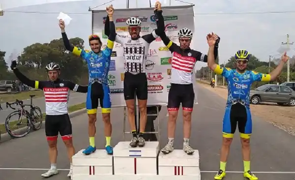 Buena labor de Viollaz y Bauer en el Torneo de Invierno en Paysandú