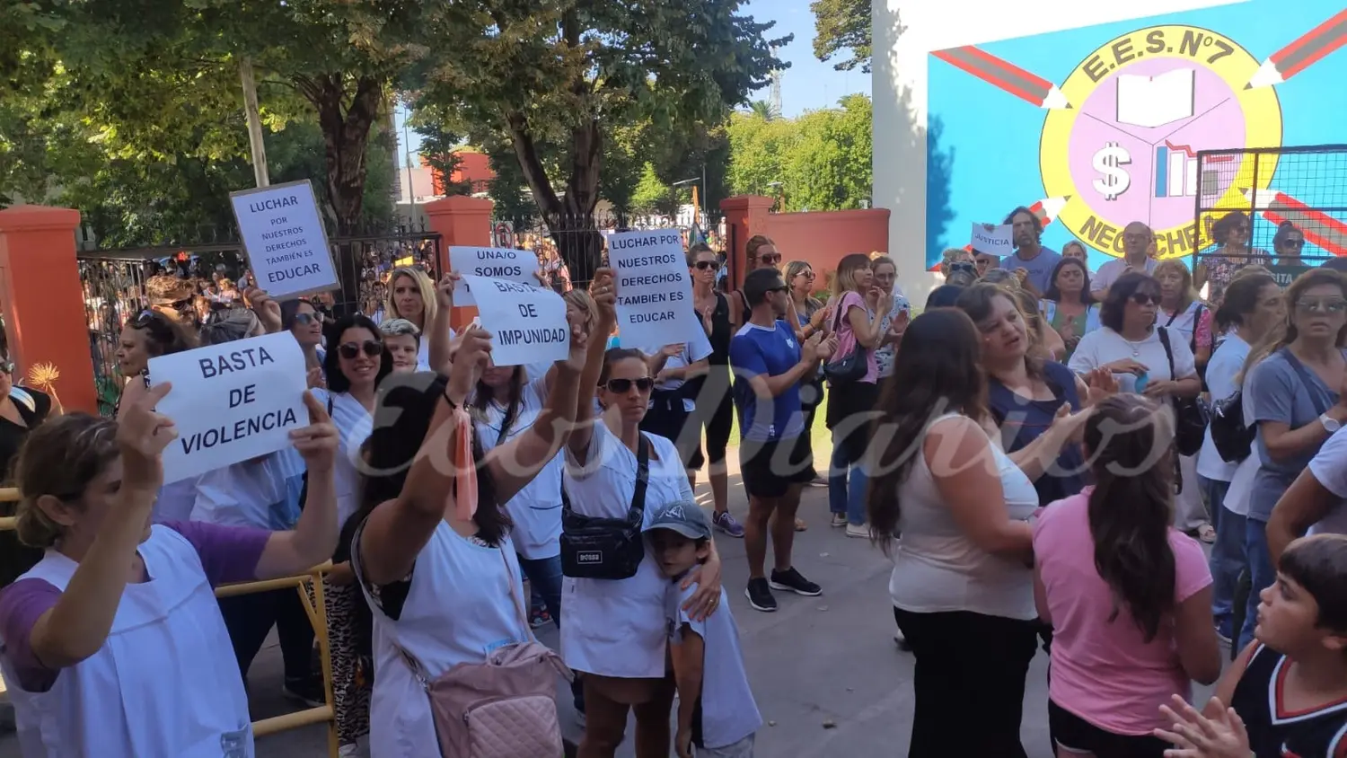 Manifestación por el caso de violencia en un colegio