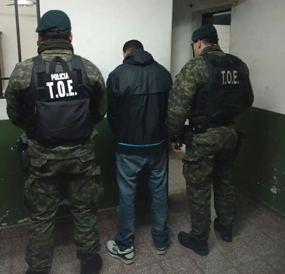 Dos personas con pedido de captura detenidas en nuestra ciudad