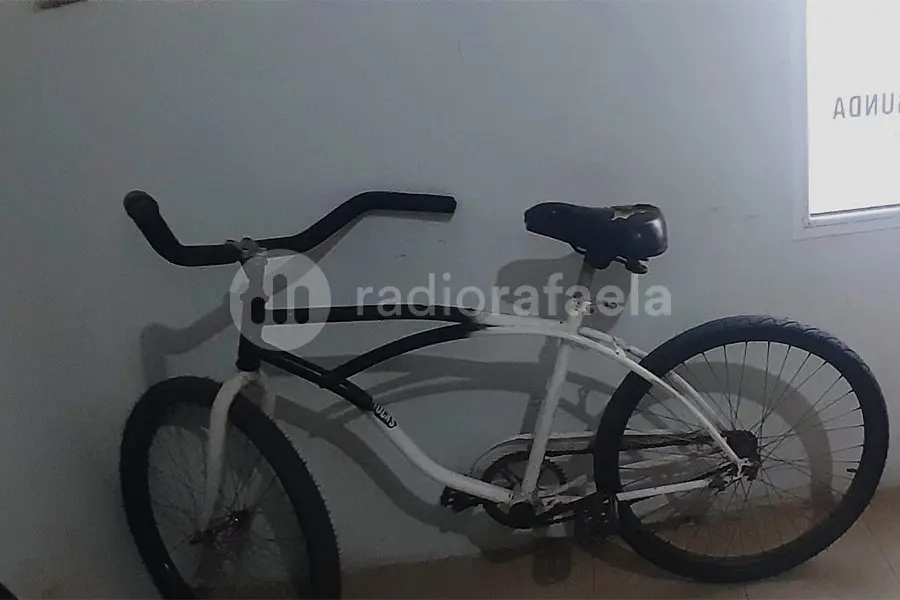 Detuvieron a una mujer en Rafaela por intentar robar una bicicleta