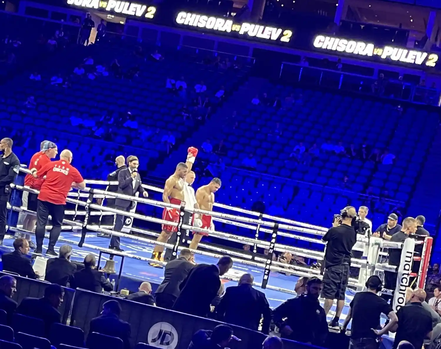 Boxeo: en Inglaterra, Espindola cayó ante Solomon Dacres