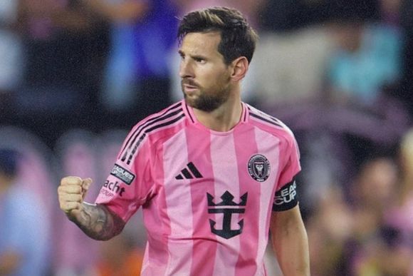Messi metió al Inter Miami en la final de la Leagues Cup con un doblete y quedó a un paso del título