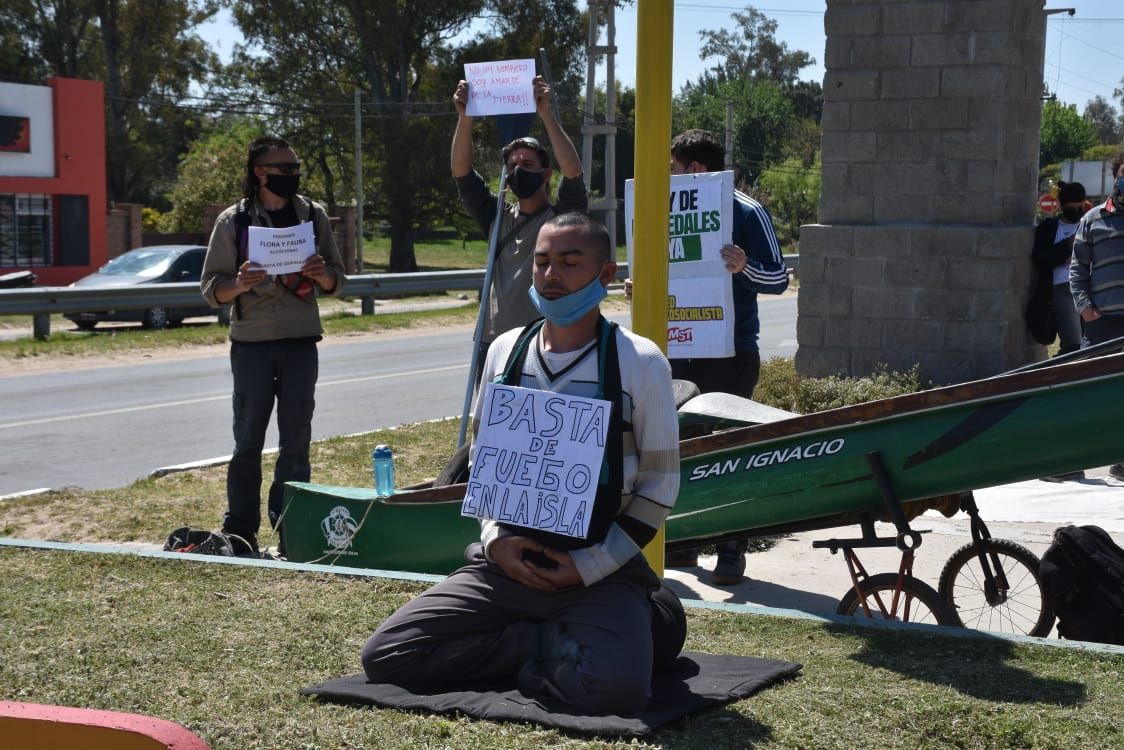 Vecinos de La Costa se manifestaron en la Ruta 1
