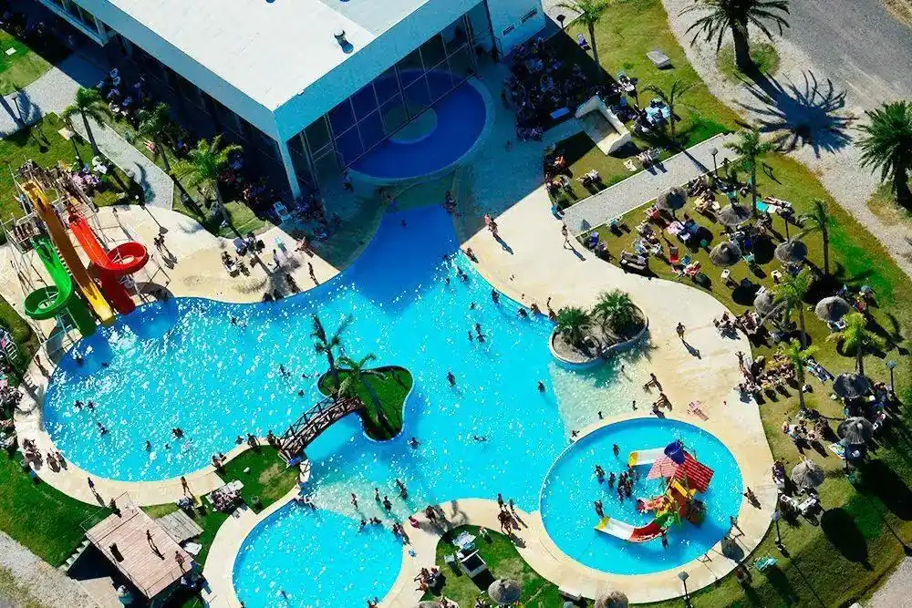 Verano en Santa Fe: los parques acuáticos se suman a la  creciente oferta para disfrutar la provincia