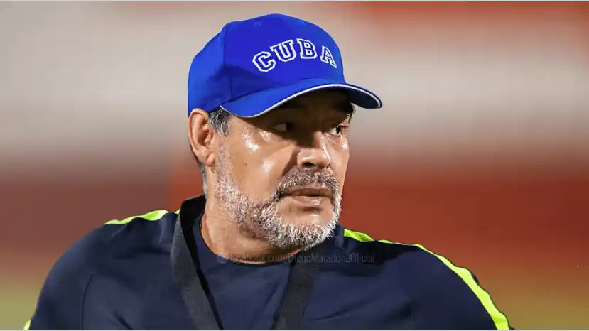 Diego Maradona no está internado y tampoco será operado