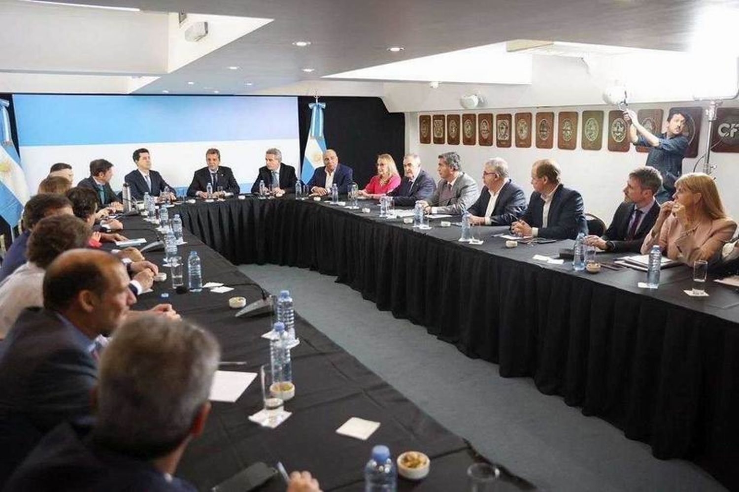 Este domingo la ciudadanía decidirá sobre 
el destino de la Nación y quien será el presidente