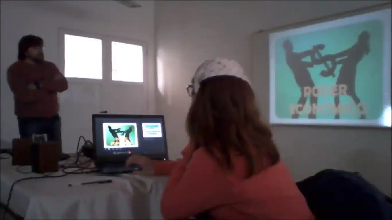 Los estudiantes de cuarto año de Schiavoni y sus docentes, no paran de crear