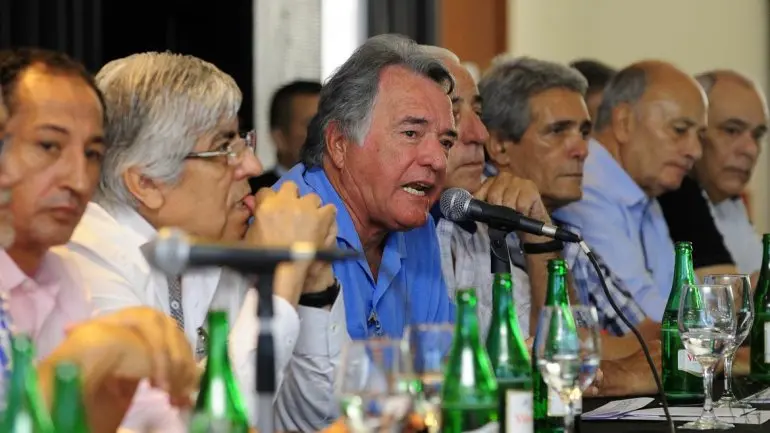 Sin Scioli ni Massa, Moyano y Barrionuevo encabezaron la cumbre sindical con críticas al Gobierno de Cristina