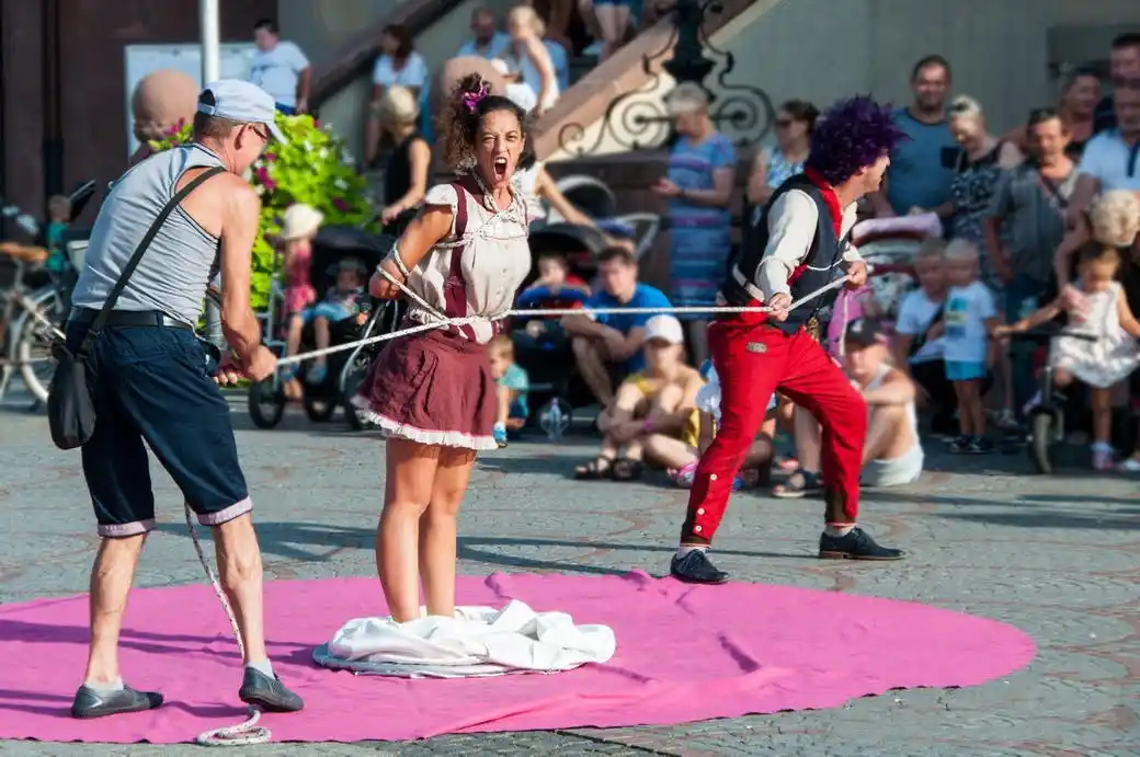Hazmereír anunció además que esta temporada contarán con un escenario renovado.