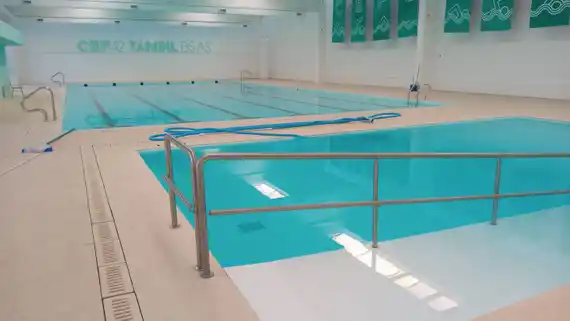 Las inscripciones para la Escuela Municipal de Natación para Adultos se agotaron en menos de dos días