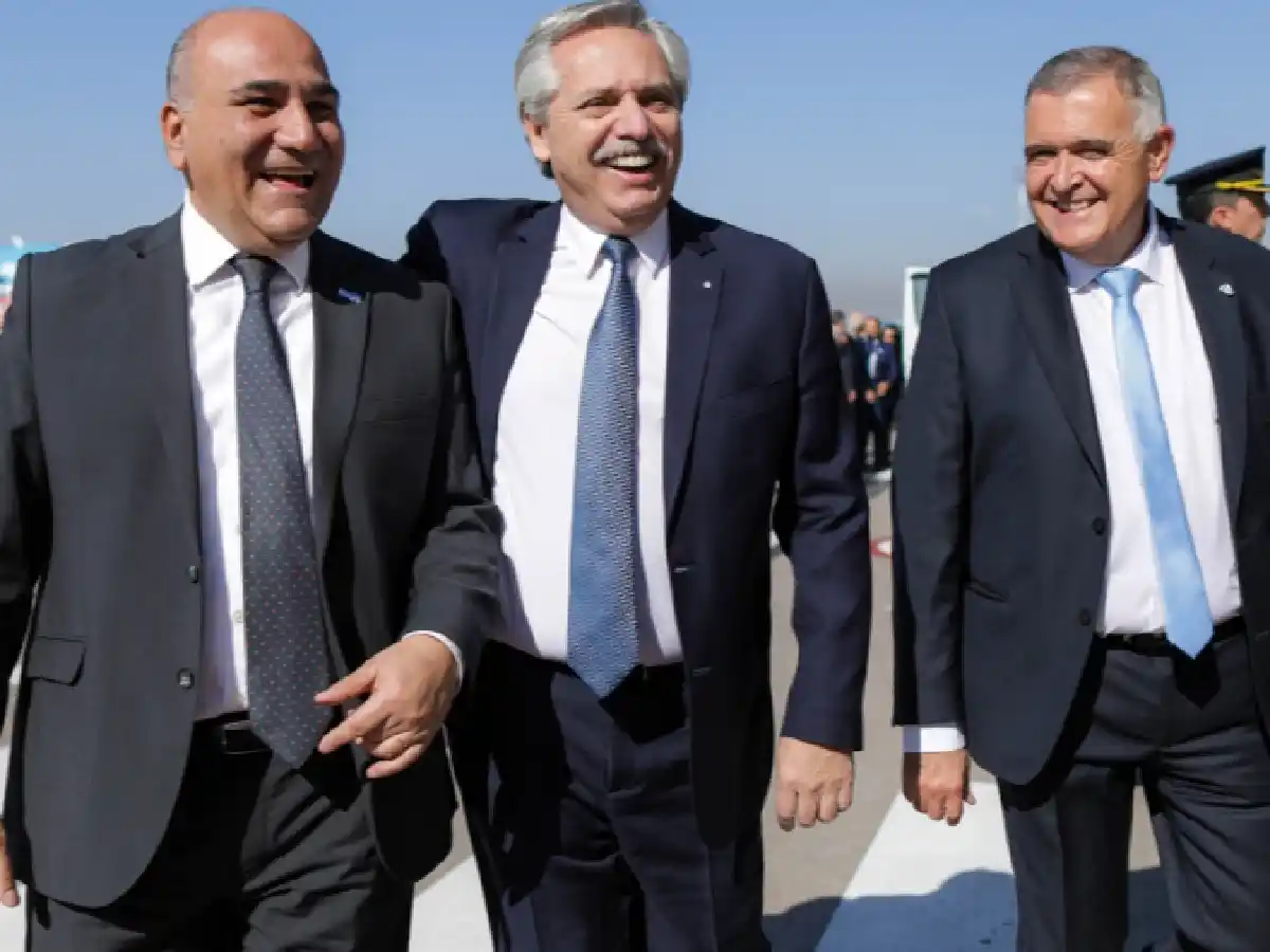 Alberto Fernández, en Tucumán: "la Argentina está de pie y camina aunque muchos quieran negarlo"