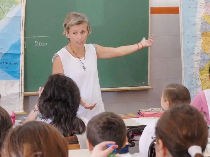 Se pone en marcha el ciclo lectivo 2026: docentes vuelven el 12 de febrero