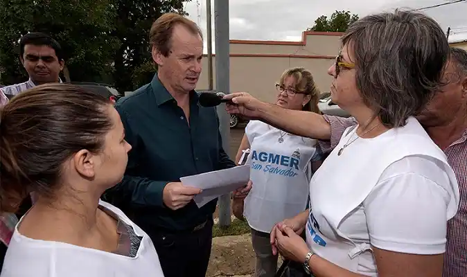"No se hará ningún ajuste a costa del salario del trabajador", dijo Bordet
