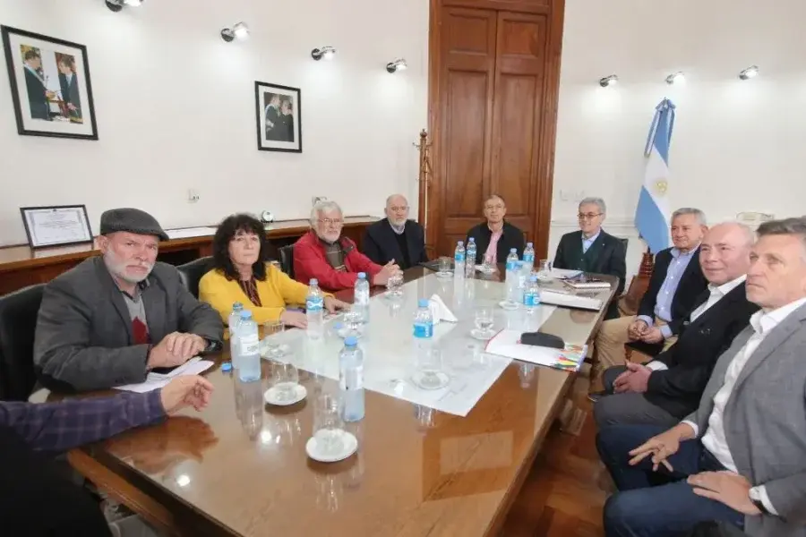 Paritarias en Santa Fe: los gremios quieren una propuesta concreta para el próximo lunes
