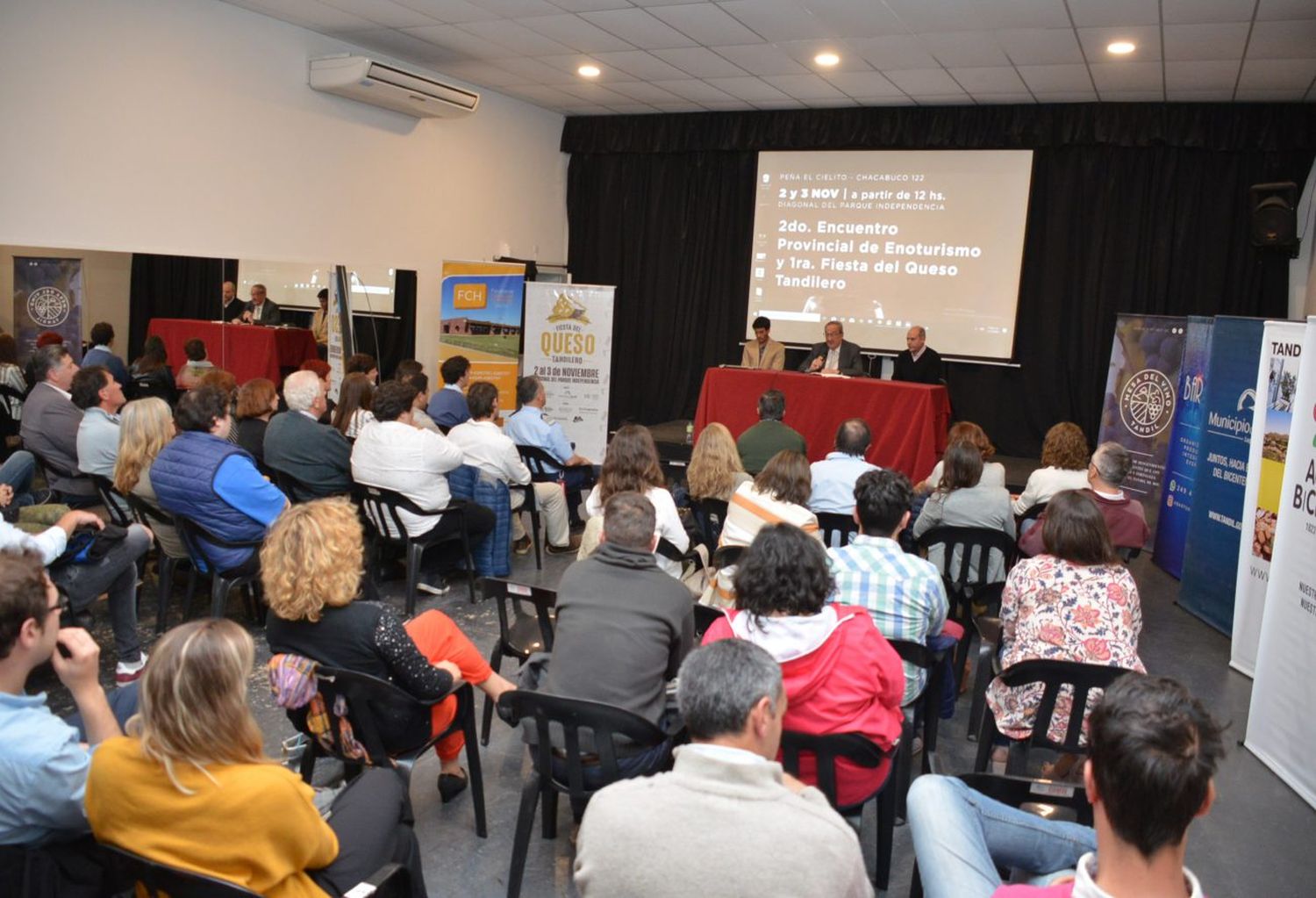 Lunghi resaltó la cooperación público privada como motor del desarrollo productivo