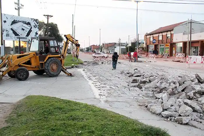 Quieren que los trabajos que se hagan con fondos públicos tengan mano de obra local