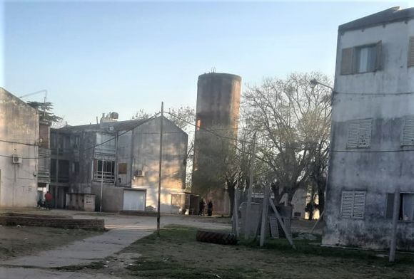 Fiscalía pidió que el excomisario aprehendido por violencia de género siga detenido
