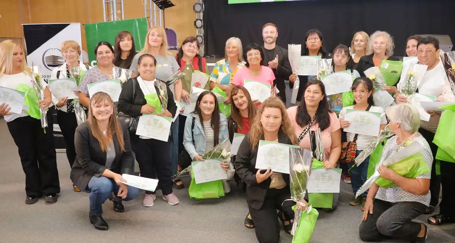 Reconocimiento a mujeres que transforman sus comunidades