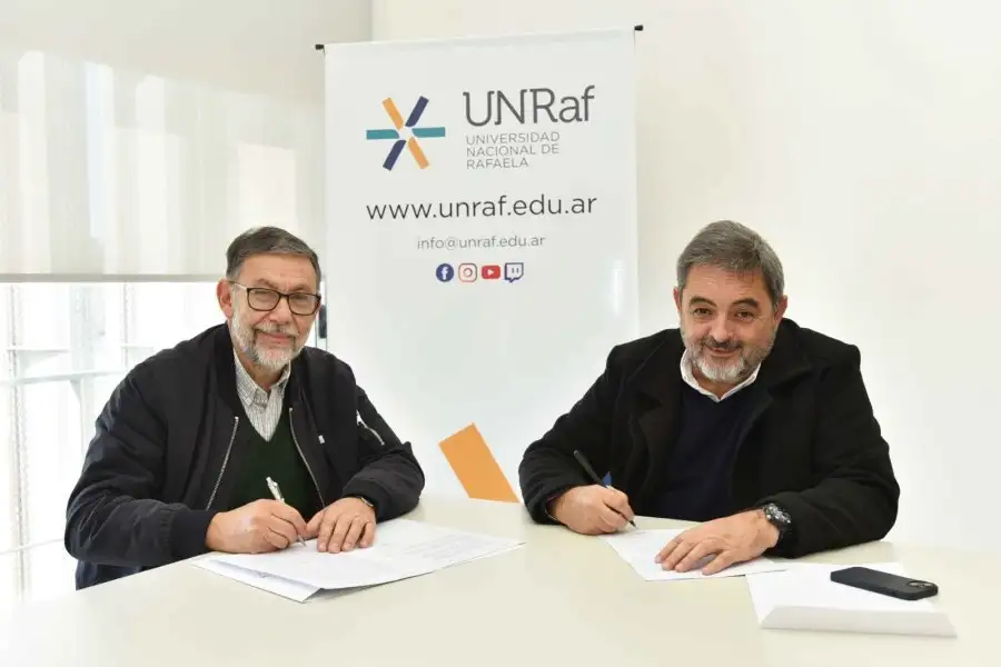 Rector Dr. Rubén Ascúa e Ing. Andrés Laorden