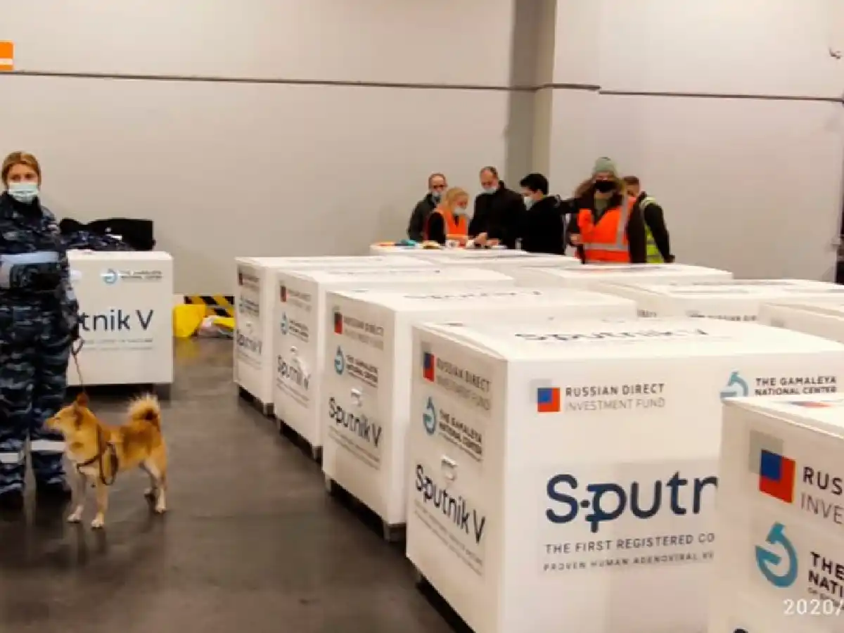 Desde Rusia, anuncian planes para fabricar la vacuna Sputnik V en Argentina