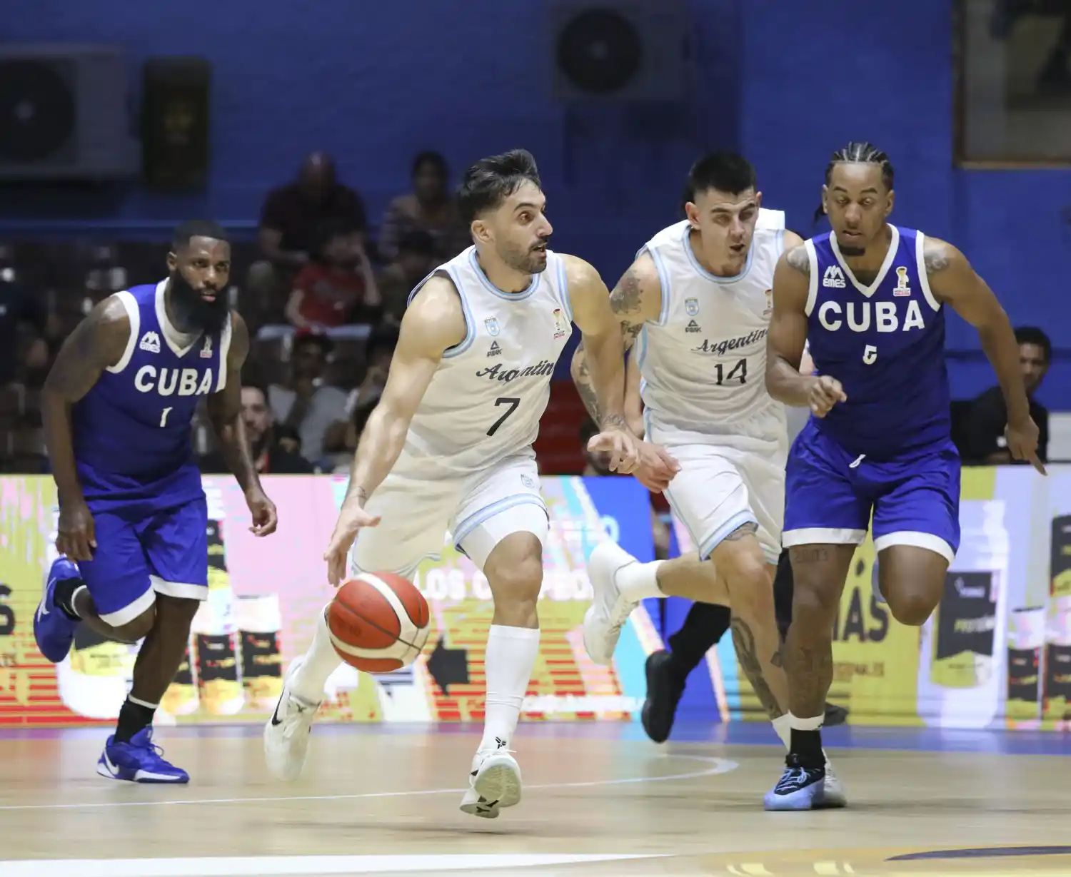 Facundo Campazzo redondeó un buen partido. Foto: CAB