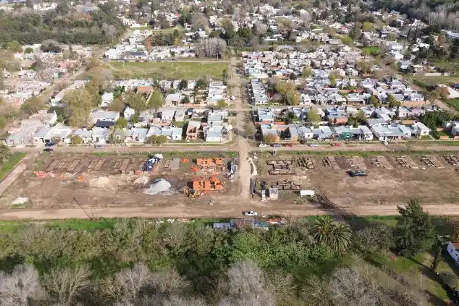 Viviendas sociales en Chascomús: avanza la construcción de 96 unidades financiadas por la Provincia