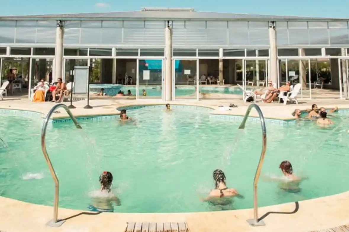 Bahillo confirmó que en la provincia se evalúa habilitar actividades de turismo interno