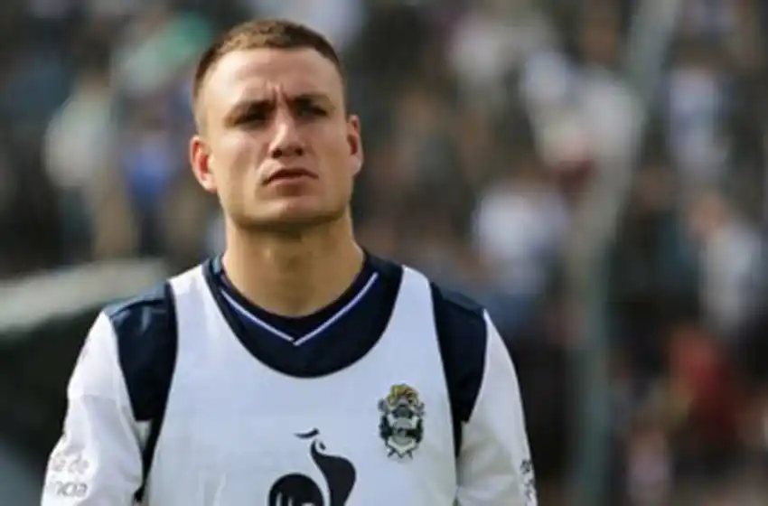 Un jugador de Gimnasia fue separado del plantel por violencia de género