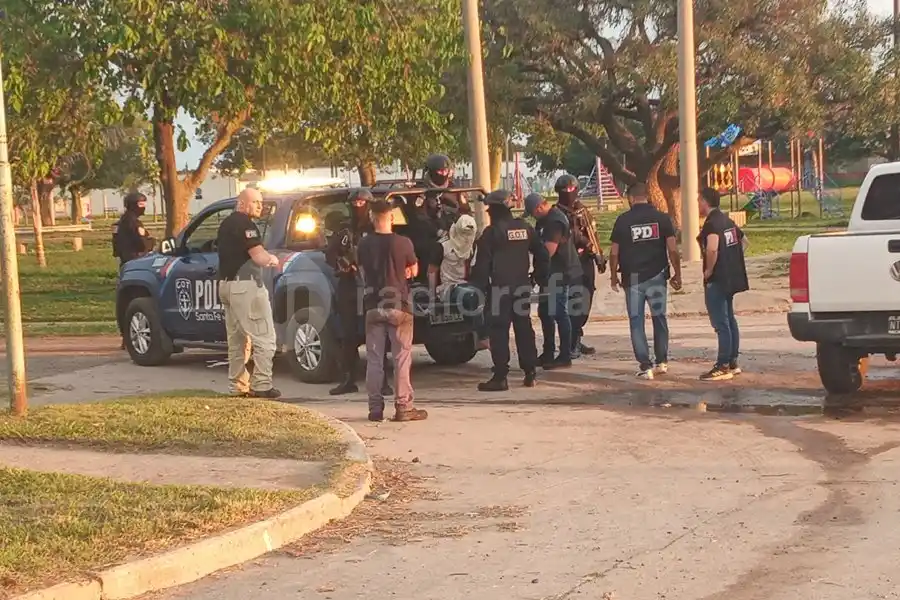 Cayó "Chuky", con frondosos antecedentes, tras un importante despliegue policial y múltiples allanamientos