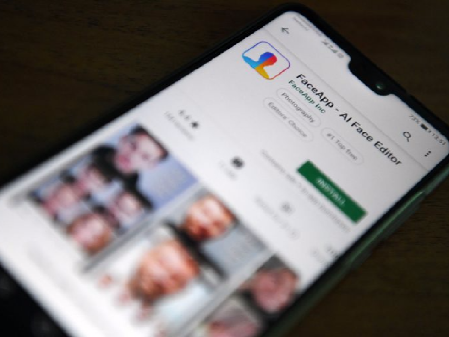 Alerta por una versión falsa de "FaceApp" que hackea tu teléfono