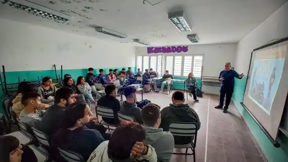 Siguen las charlas de educación vial en escuelas secundarias de Mar del Plata